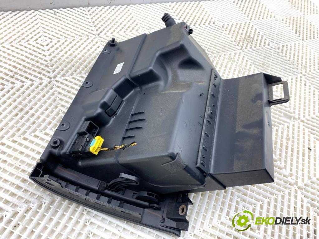 VW POLO V liftback 2010 55 kW 1.2 TDI 1199 Priehradka, kastlík spolujazdca 6R1857097R (Priehradka (kastlík))