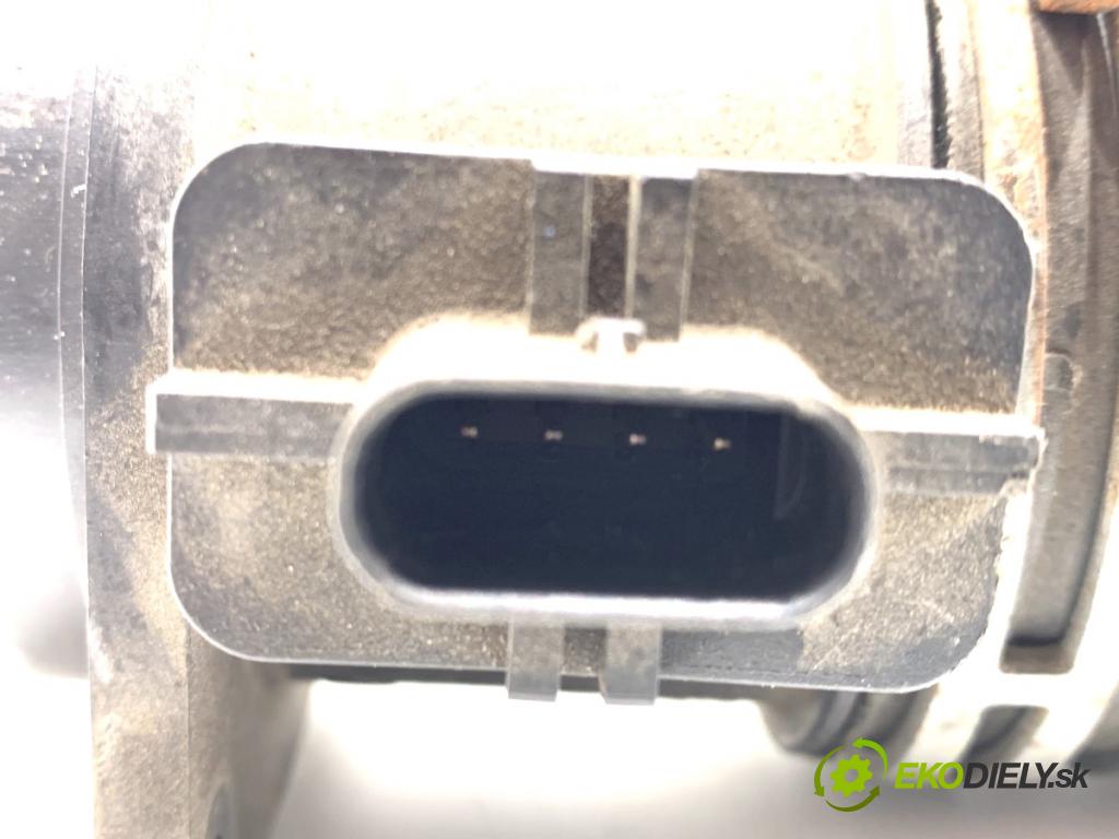 VW POLO V liftback 2010 55 kW 1.2 TDI 1199 Váha vzduchu 03P906461 (Váha vzduchu)