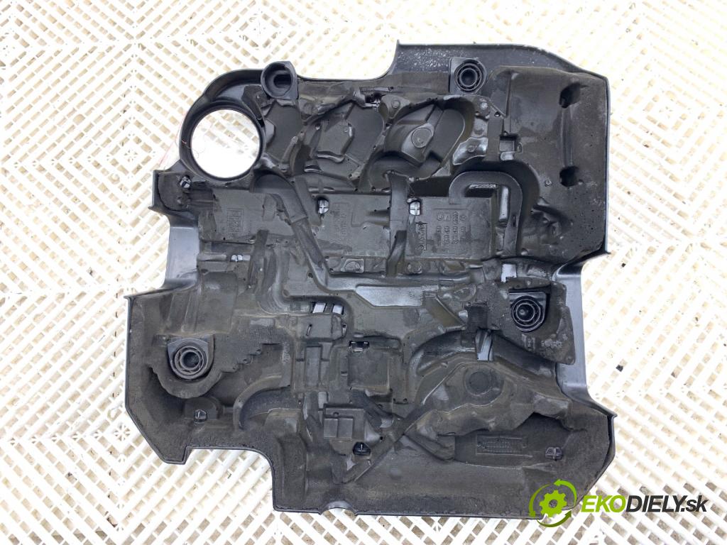 VW POLO V liftback 2010 55 kW 1.2 TDI 1199 kryt motora  (Kryt motoru )