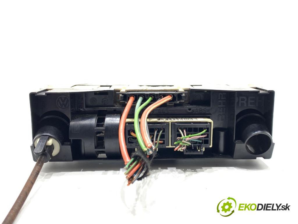 VW POLO V liftback 2010 55 kW 1.2 TDI 1199 Panel ovládania kúrenia 6R0820045H (Prepínacie páčky pod volantom)