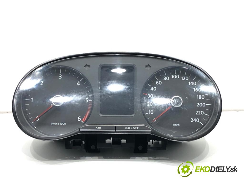 VW POLO V liftback 2010 55 kW 1.2 TDI 1199 Prístrojovka 6R0920861E (Prístrojová doska)