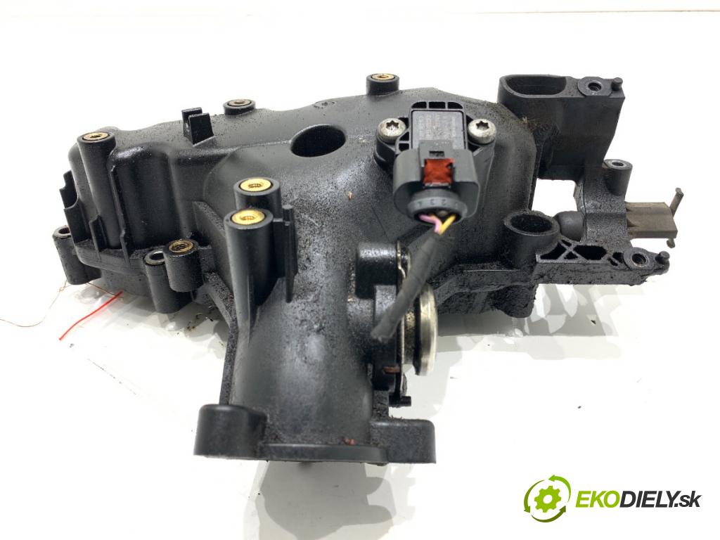 VW POLO V liftback 2010 55 kW 1.2 TDI 1199 Potrubie sacie, sanie 03P129711D (Sacie potrubie)