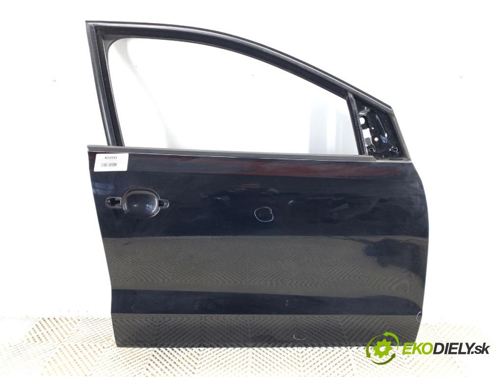 VW POLO V liftback 2010 55 kW 1.2 TDI 1199 Dvere pravy predný L041