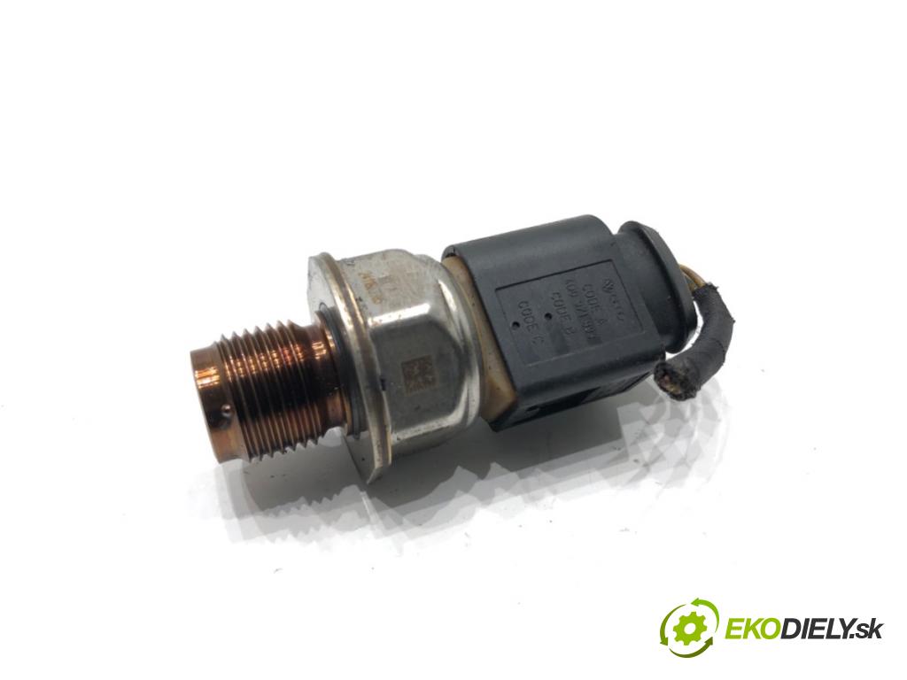 VW POLO V liftback 2010 55 kW 1.2 TDI 1199 Snímač tlaku paliva  (Snímač)