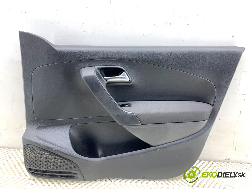 VW POLO V liftback 2010 55 kW 1.2 TDI 1199 čalúnenie Dvere pravy predný 