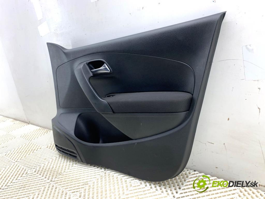 VW POLO V liftback 2010 55 kW 1.2 TDI 1199 čalúnenie Dvere pravy predný