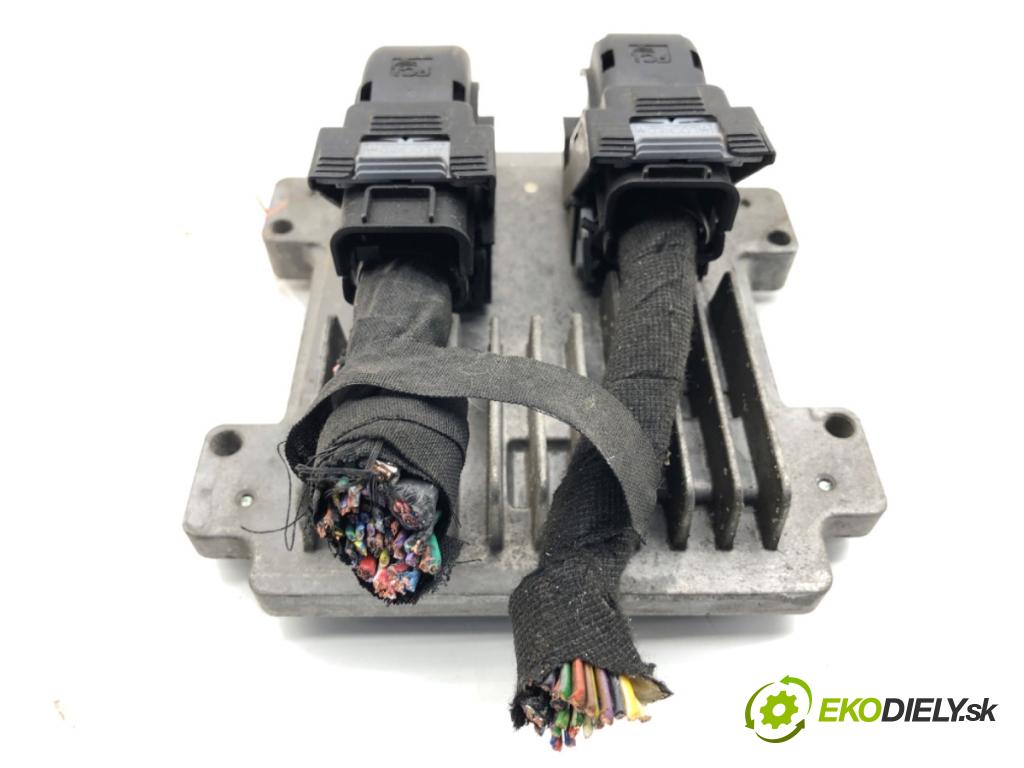 OPEL CORSA D liftback 2012 74 kW 1.4 (L08, L68) 1398 riadiaca jednotka Motor 55583744 (Riadiaca jednotka)