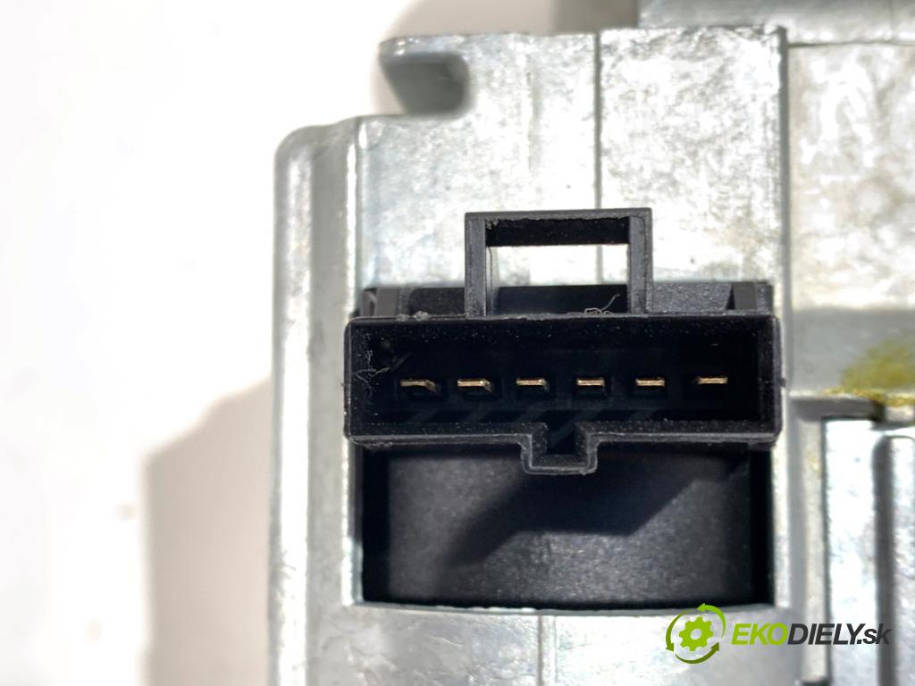 OPEL CORSA D liftback 2012 74 kW 1.4 (L08, L68) 1398 spínačka 56155E (Spínací skříňka)