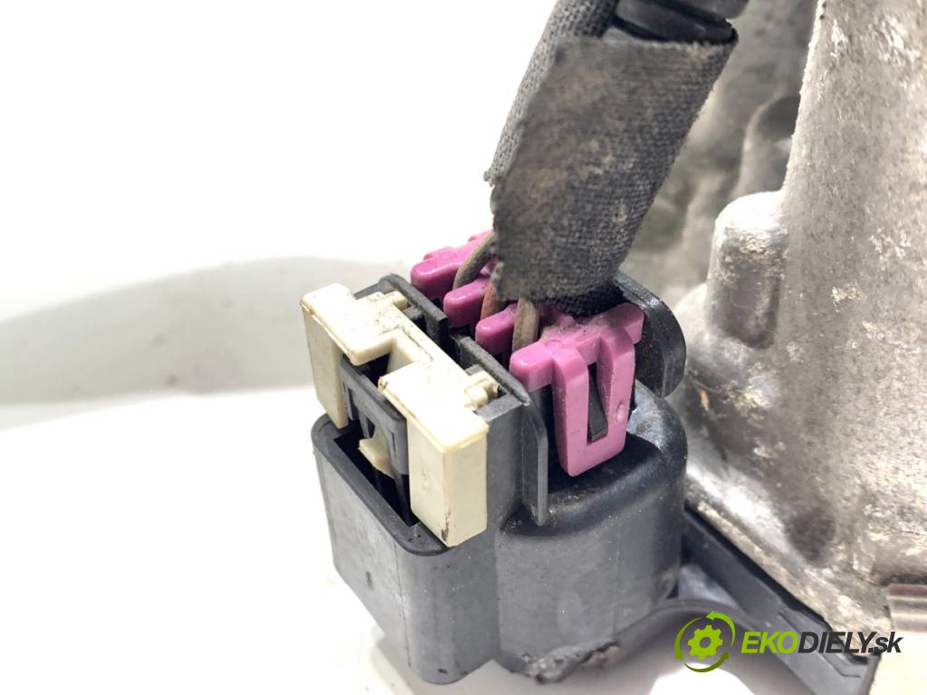 OPEL CORSA D liftback 2012 74 kW 1.4 (L08, L68) 1398 Škrtiaca klapka 55562270 (Škrtiaca klapka)