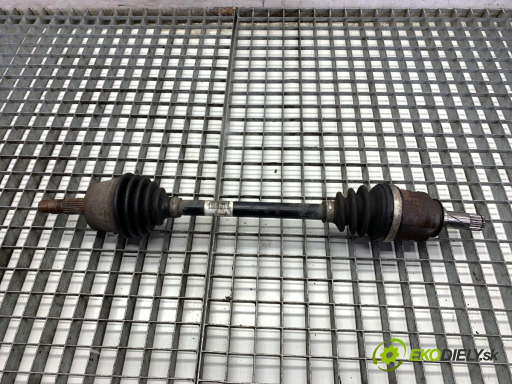 OPEL CORSA D liftback 2012 74 kW 1.4 (L08, L68) 1398 poloos levý přední část 