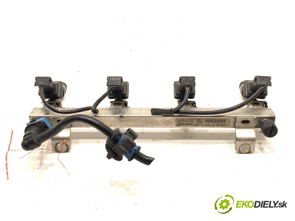 OPEL CORSA D liftback 2012 74 kW 1.4 (L08, L68) 1398 Lišta vstrekovacia 0280158181 (Vstrekovacia lišta)