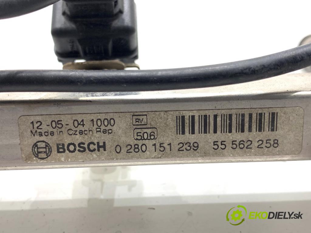 OPEL CORSA D liftback 2012 74 kW 1.4 (L08, L68) 1398 Lišta vstrekovacia 0280158181 (Vstrekovacia lišta)