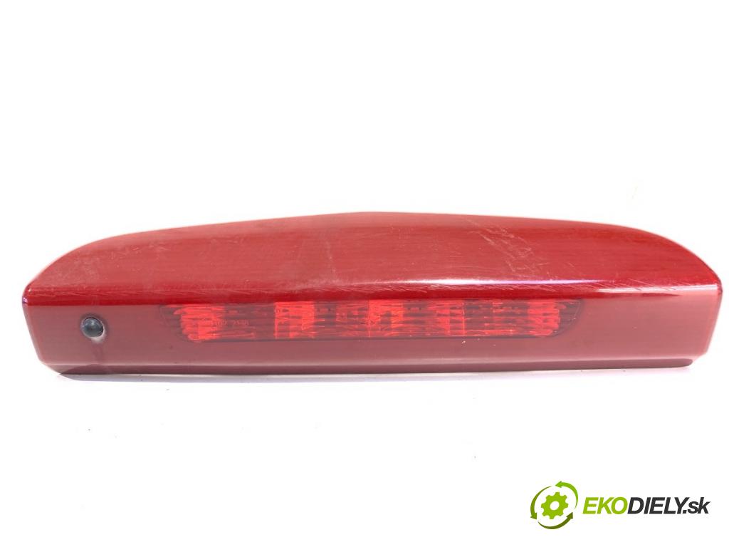 OPEL CORSA D liftback 2012 74 kW 1.4 (L08, L68) 1398 světlo brzdových světel 316627975