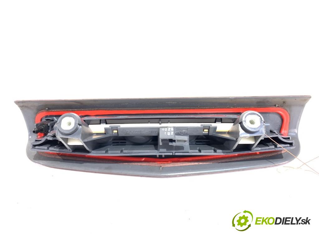 OPEL CORSA D liftback 2012 74 kW 1.4 (L08, L68) 1398 světlo brzdových světel 316627975