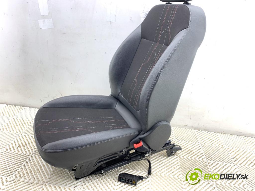 OPEL CORSA D liftback 2012 74 kW 1.4 (L08, L68) 1398 Sedadlo pravy predný