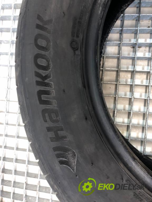 --- ---      PNEUMATIKY: 2X 215/65 17" HANKOOK