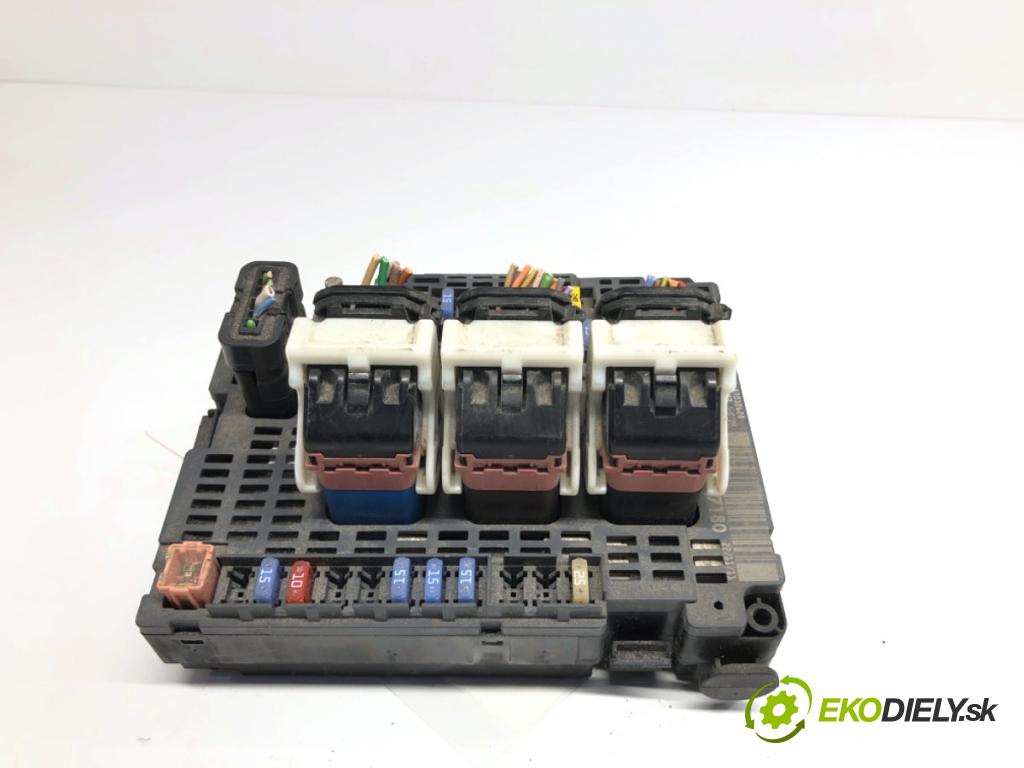 CITROEN C4 II liftback 2011 82 kW 1.6 HDi 110 1560 Modul BSM 9677987180 (Riadiaca jednotka ostatné)