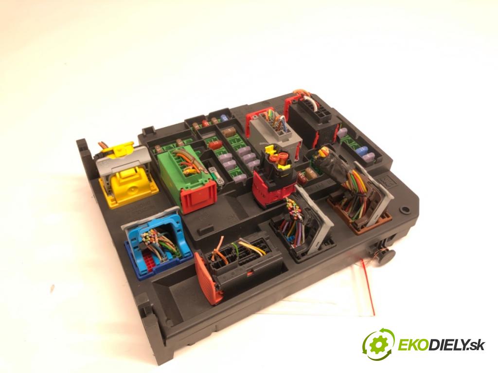 CITROEN C4 II liftback 2011 82 kW 1.6 HDi 110 1560 Modul BSI 9665547280 (Poistková skrinka)