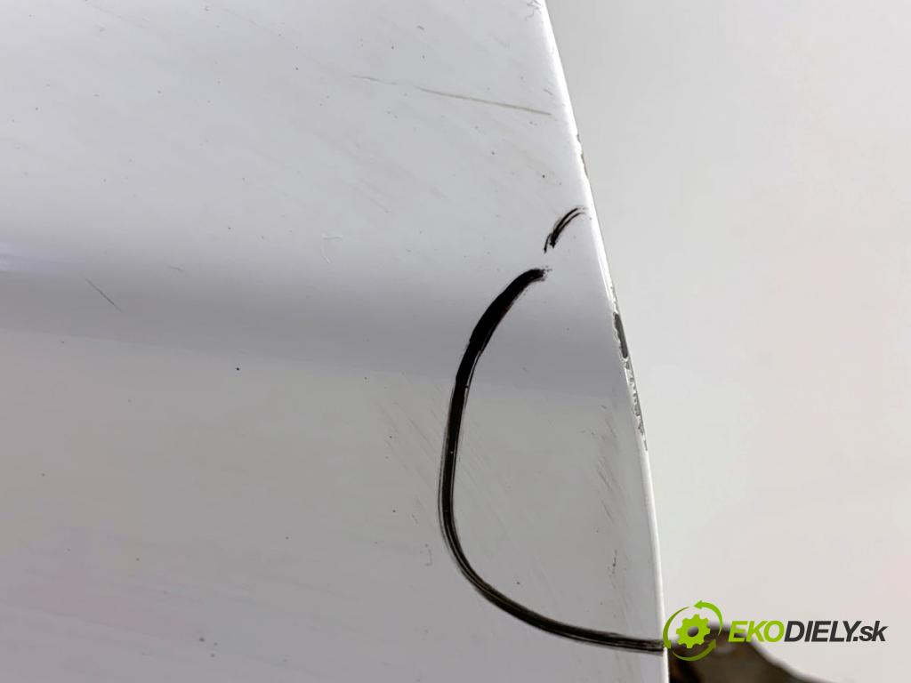 CITROEN C4 II liftback 2011 82 kW 1.6 HDi 110 1560 Dvere pravy predný EWP