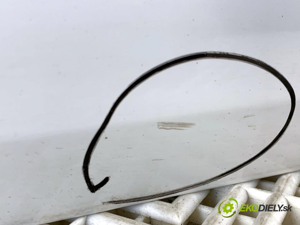 CITROEN C4 II liftback 2011 82 kW 1.6 HDi 110 1560 Dvere pravy predný EWP