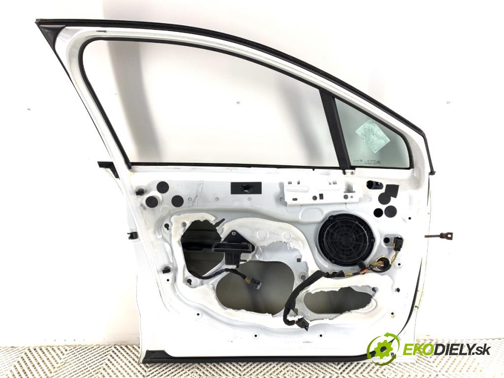 CITROEN C4 II liftback 2011 82 kW 1.6 HDi 110 1560 dveře levý přední část EWP
