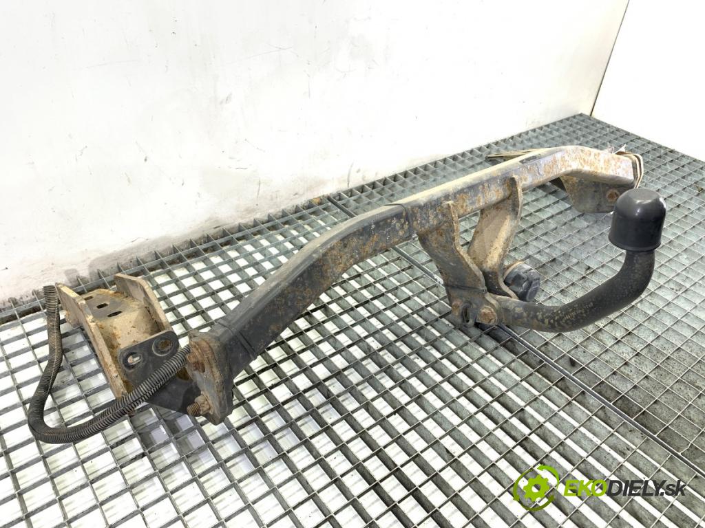 CITROEN C4 II liftback 2011 82 kW 1.6 HDi 110 1560 Hák tažné zařízení  (Tažné zařízení)