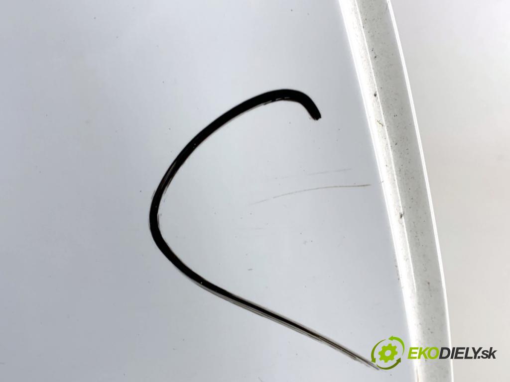 CITROEN C4 II liftback 2011 82 kW 1.6 HDi 110 1560 Dvere pravy zad