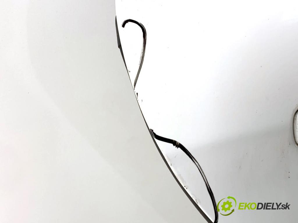 CITROEN C4 II liftback 2011 82 kW 1.6 HDi 110 1560 Dvere pravy zad