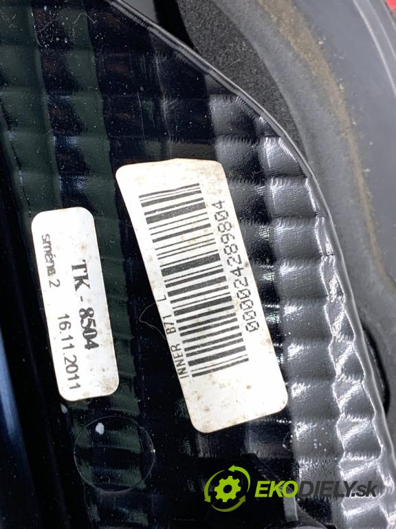 CITROEN C4 II liftback 2011 82 kW 1.6 HDi 110 1560 Svetlo zad ľavá strana vnútorná 9672155880 (Kľučka dverí ostatné)