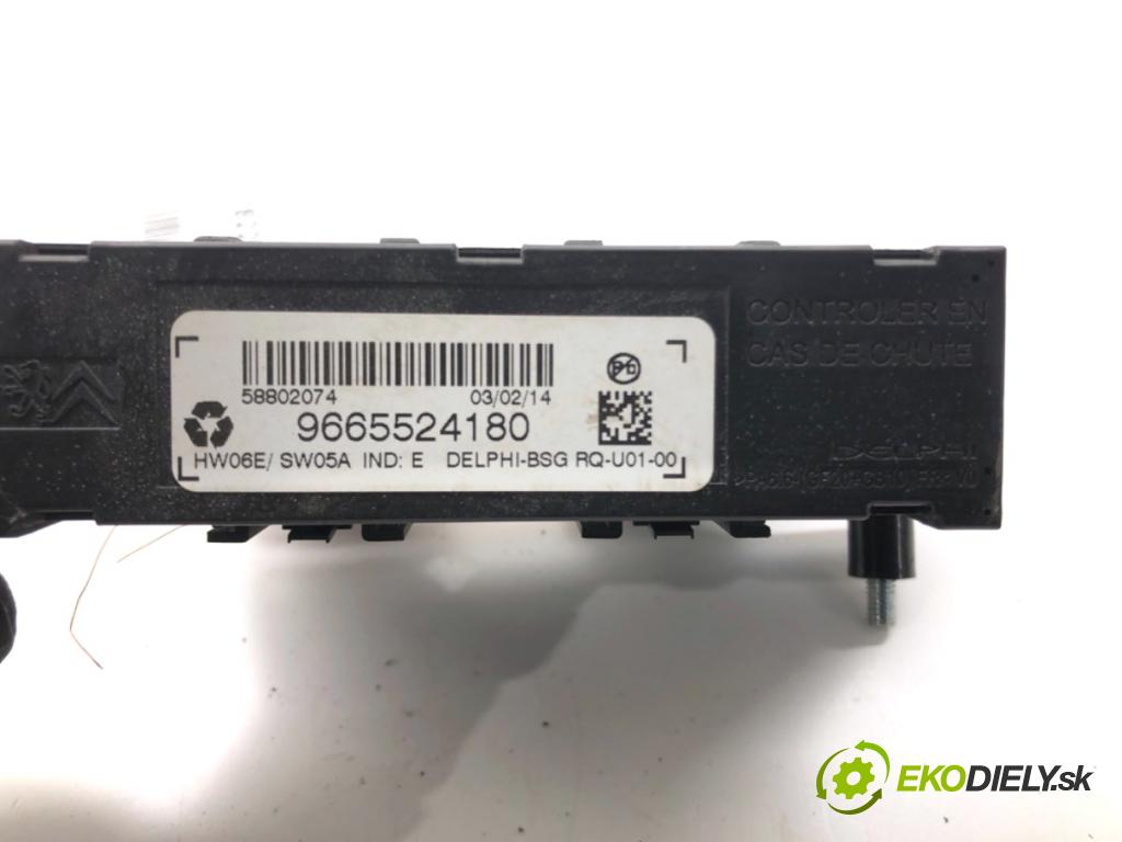 CITROEN C4 II liftback 2011 82 kW 1.6 HDi 110 1560 Modul ťažného oka 9665524180 (Riadiaca jednotka ostatné)