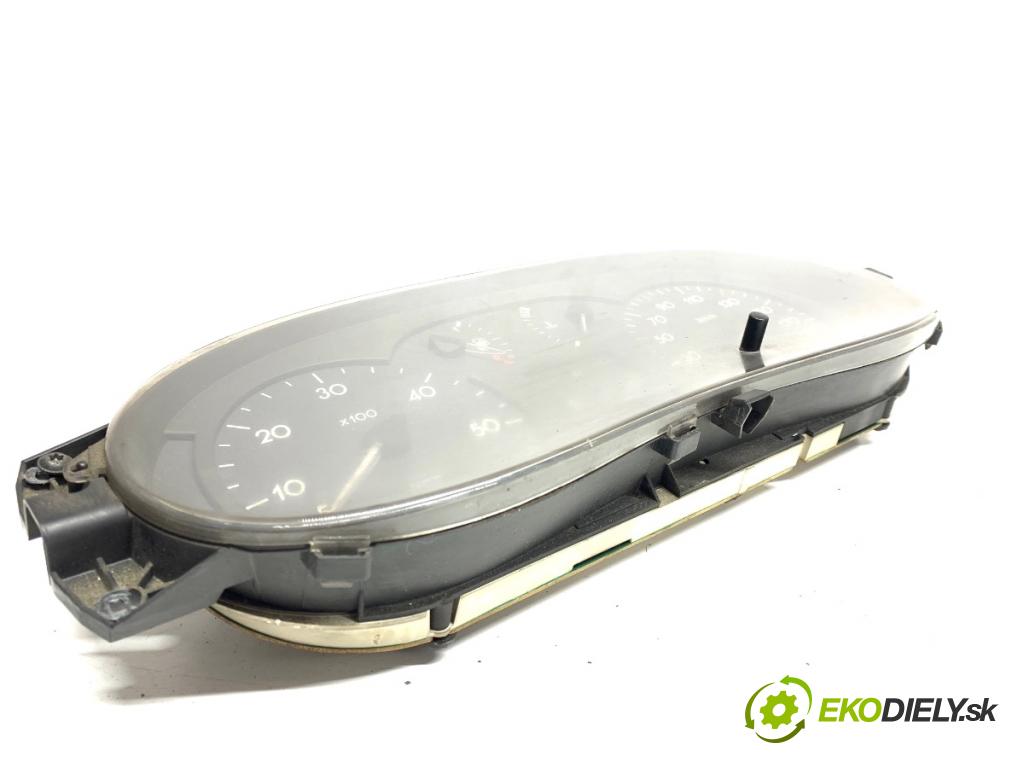 RENAULT MASTER II Autobus 2002 84 kW 2.5 dCi 120 2463 Prístrojovka P8200140413 (Prístrojová doska)