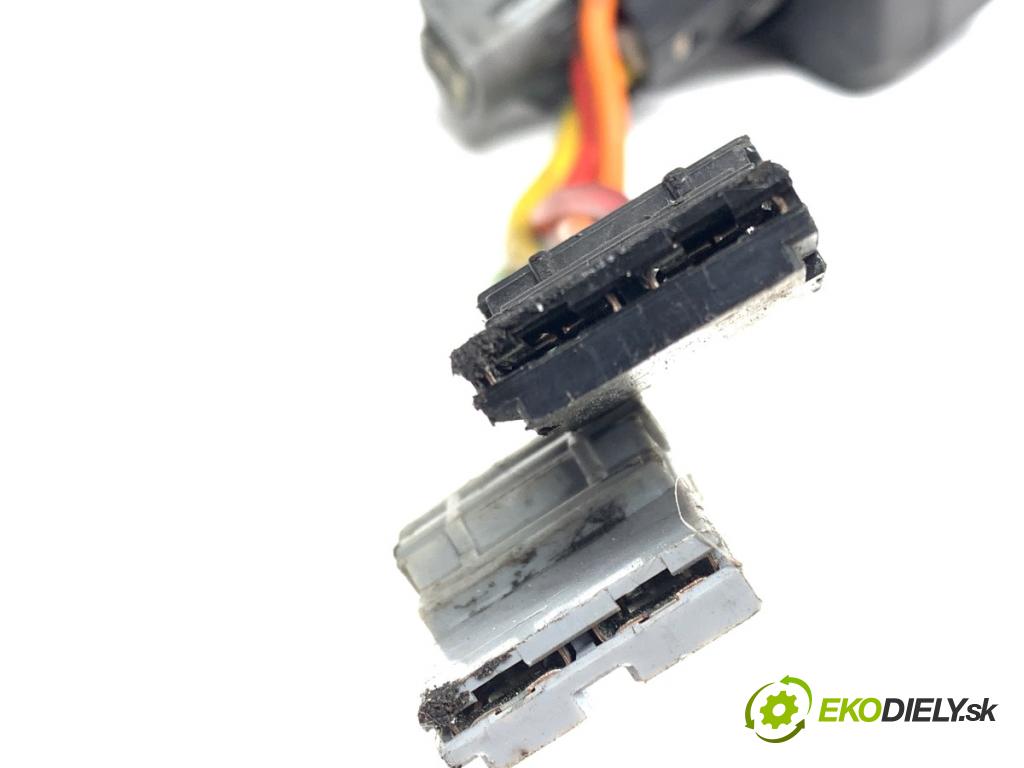 RENAULT MASTER II Autobus 2002 84 kW 2.5 dCi 120 2463 spinačka  (Spínacia skrinka)