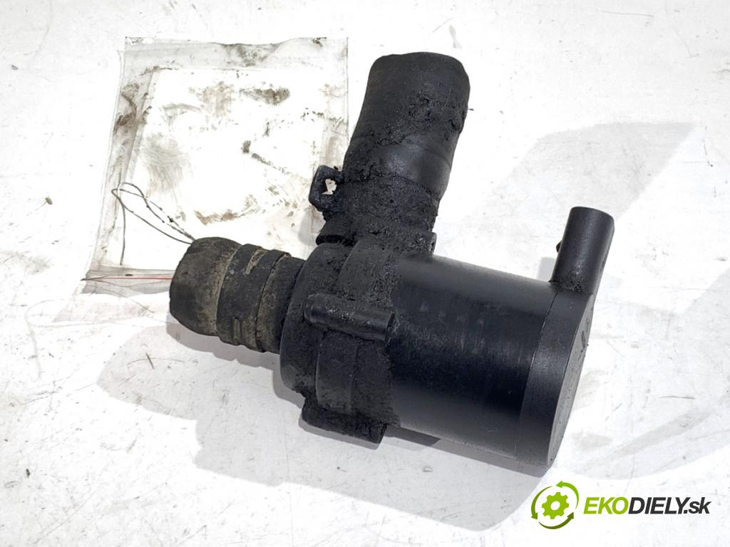 VW TOUAREG SUV 2004 128 kW 2.5 R5 TDI 2461 DALŠÍ: Pumpa vody 7L0965561 (Vodná pumpa)