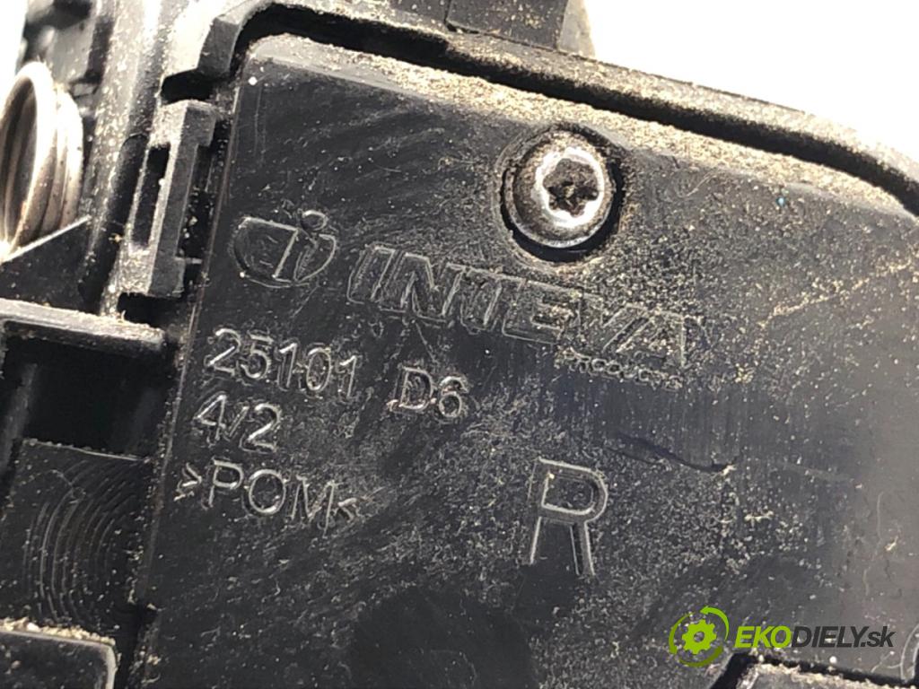 VW TOURAN nadwozie wielkoprzestrzenne (MPV) 2005 110 kW 2.0 FSI 1984 zámok Dvere pravy zad