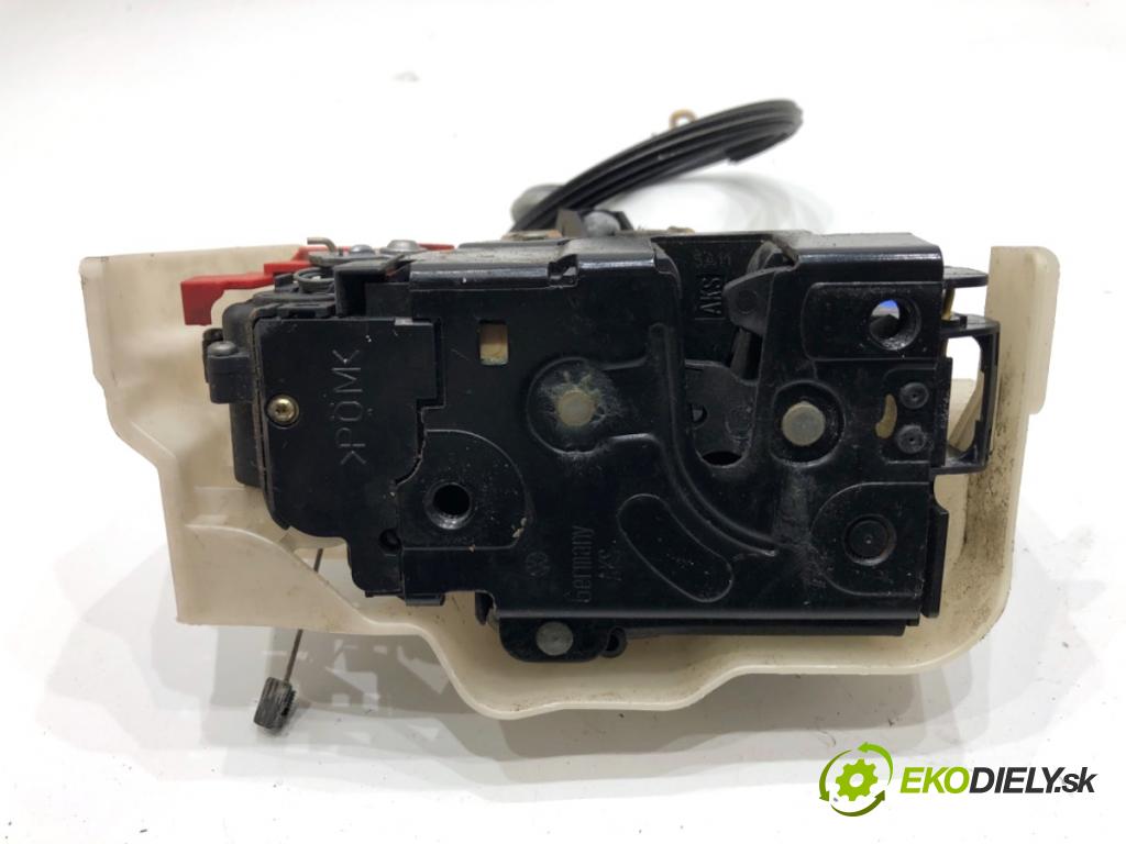 VW TOURAN nadwozie wielkoprzestrzenne (MPV) 2005 110 kW 2.0 FSI 1984 zámok Dvere ľavy predný 
