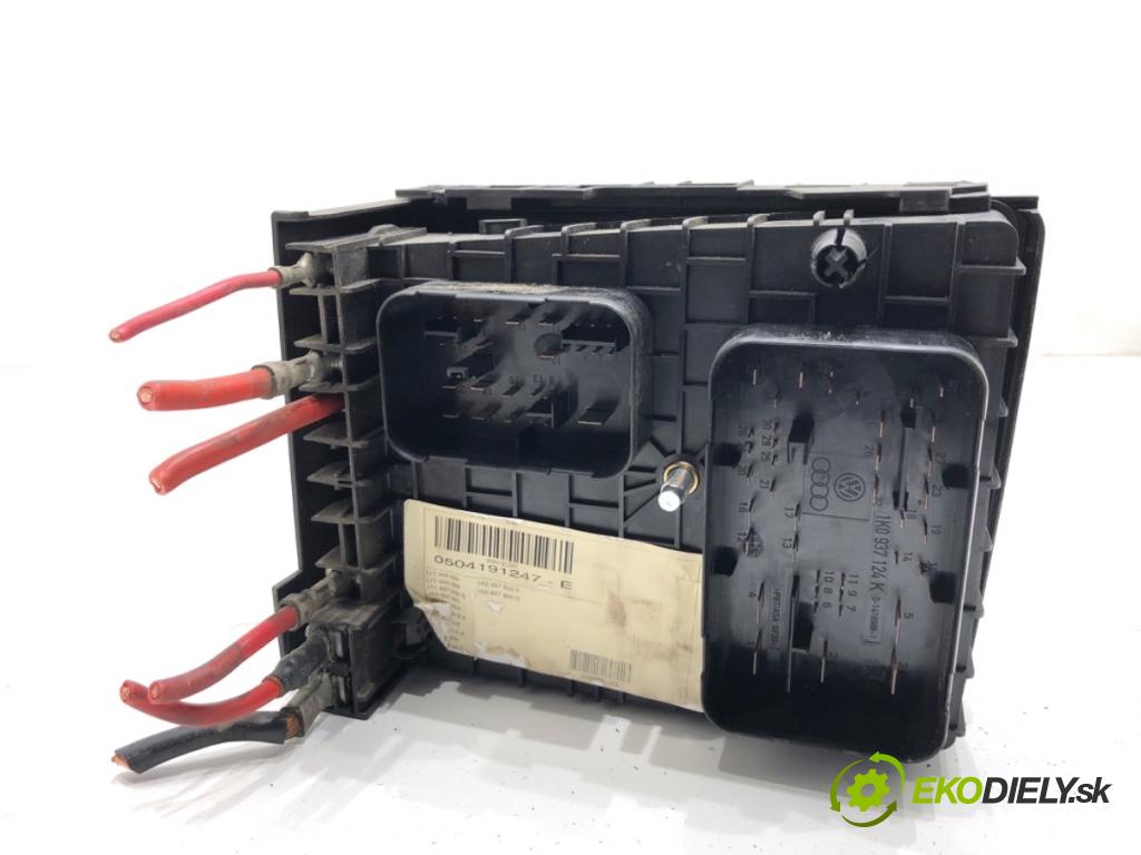 VW TOURAN nadwozie wielkoprzestrzenne (MPV) 2005 110 kW 2.0 FSI 1984 skříňka poistková 1K0937803P (Pojistková skříňka)