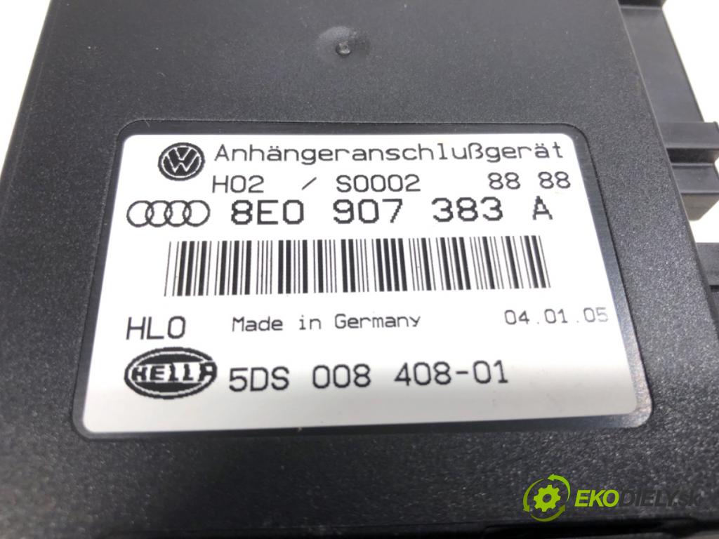 VW TOURAN nadwozie wielkoprzestrzenne (MPV) 2005 110 kW 2.0 FSI 1984 Modul ťažného oka 8E0907383A (Riadiaca jednotka ostatné)