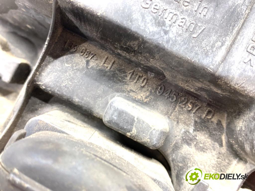 VW TOURAN nadwozie wielkoprzestrzenne (MPV) 2005 110 kW 2.0 FSI 1984 Svetlo ľavy zad 1T0945095F