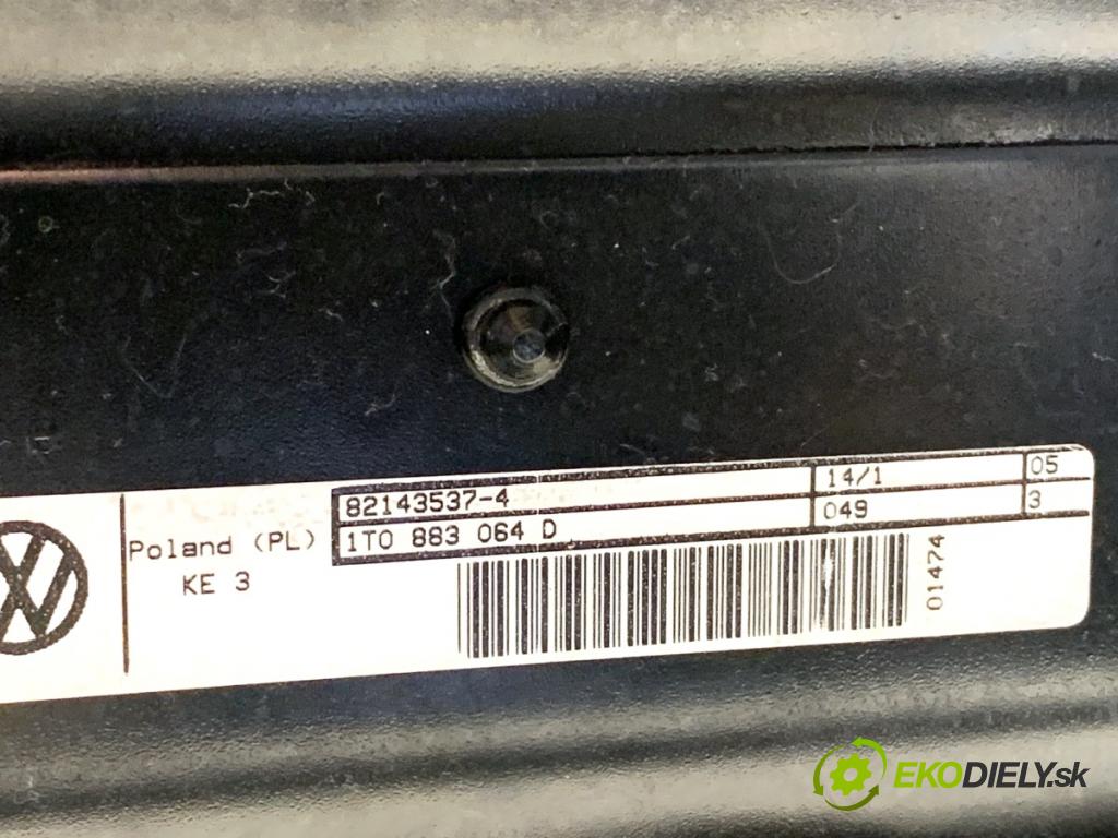 VW TOURAN nadwozie wielkoprzestrzenne (MPV) 2005 110 kW 2.0 FSI 1984 Sedadlo zad