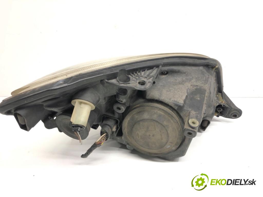 SKODA ROOMSTER nadwozie wielkoprzestrzenne (MPV) 2007 77 kW 1.6 1598 Svetlomet ľavy predný
