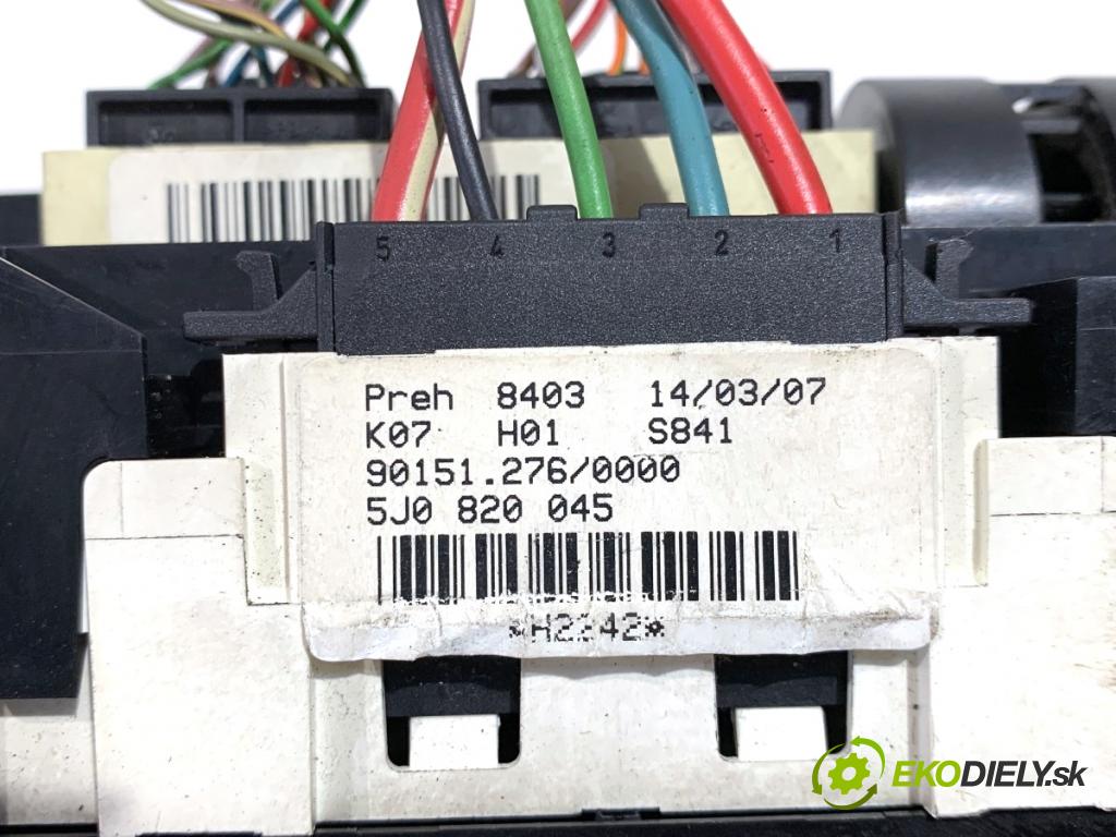 SKODA ROOMSTER nadwozie wielkoprzestrzenne (MPV) 2007 77 kW 1.6 1598 Panel ovládania kúrenia 5J0820045 (Prepínacie páčky pod volantom)