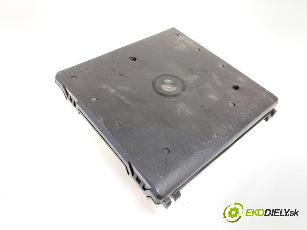 SKODA ROOMSTER nadwozie wielkoprzestrzenne (MPV) 2007 77 kW 1.6 1598 Modul BCM 6Q1937049F (Riadiaca jednotka ostatné)