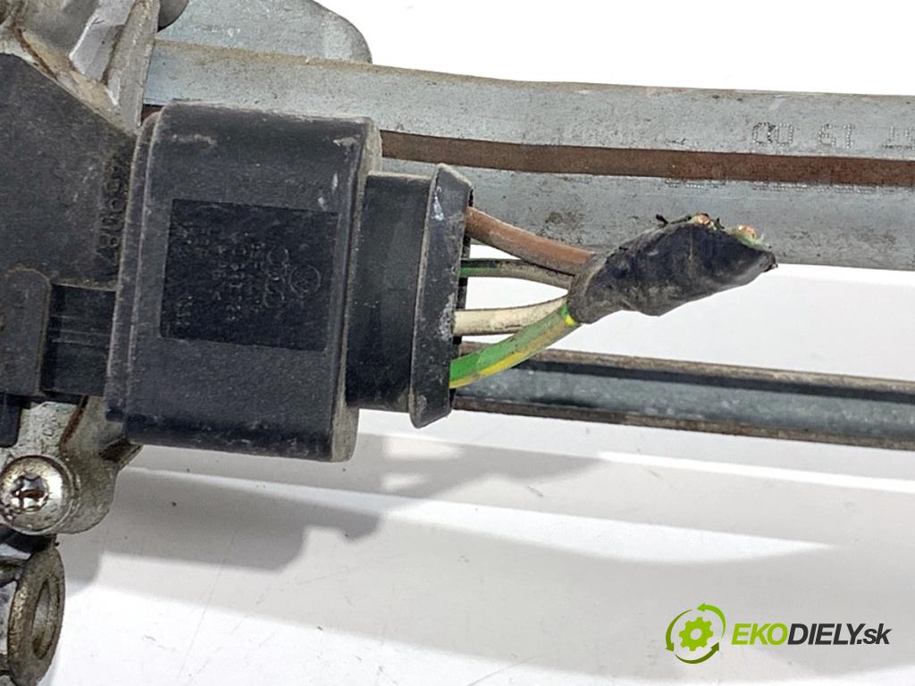 SKODA ROOMSTER nadwozie wielkoprzestrzenne (MPV) 2007 77 kW 1.6 1598 Mechanizmus stieračov predný 5J1955113B (Motorček stieračov predný)