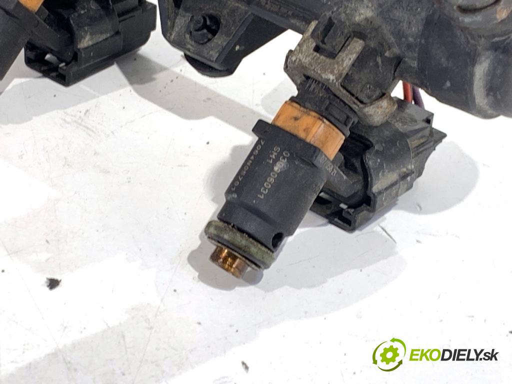 SKODA ROOMSTER nadwozie wielkoprzestrzenne (MPV) 2007 77 kW 1.6 1598 Lišta vstrekovacia 036133319CA (Vstrekovacia lišta)