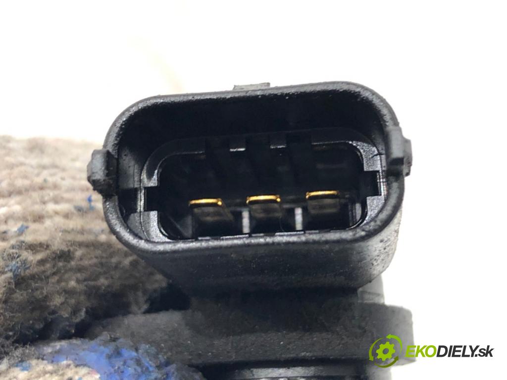 HYUNDAI SANTA FE III SUV 2014 145 kW 2.2 CRDi 4WD 2199 Snímač pozície vačkového hriadeľa 39300-2F000 (Snímač polohy kľukového hriadeľa)