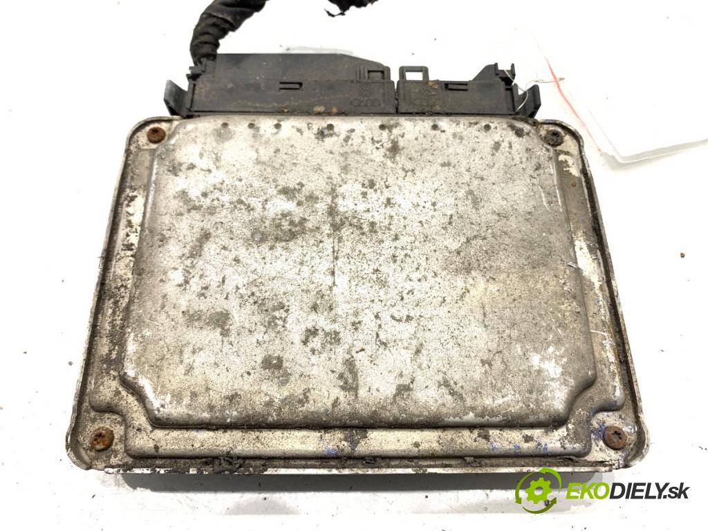 VW GOLF V liftback 2004 55 kW 1.4 16V 1390 riadiaca jednotka Motor 036906032AG (Riadiaca jednotka)