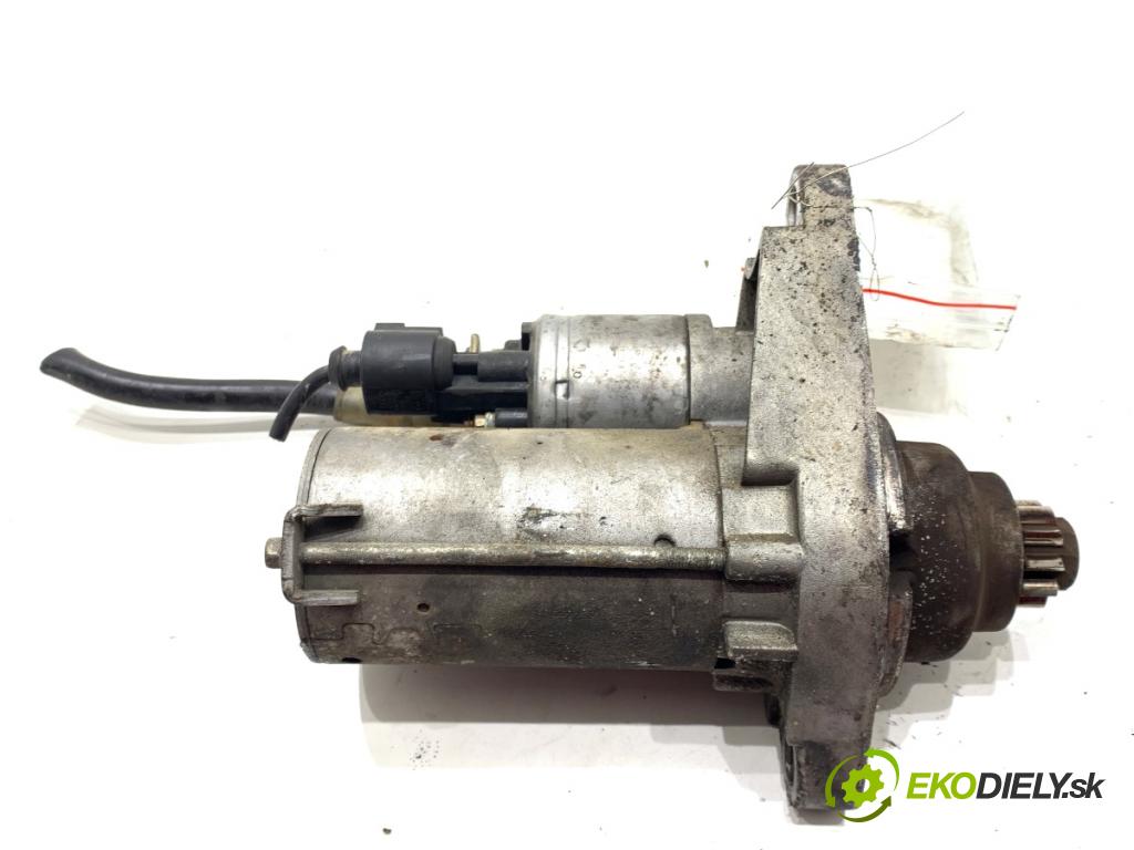VW GOLF V liftback 2004 55 kW 1.4 16V 1390 startér 02T911023S (Startér)