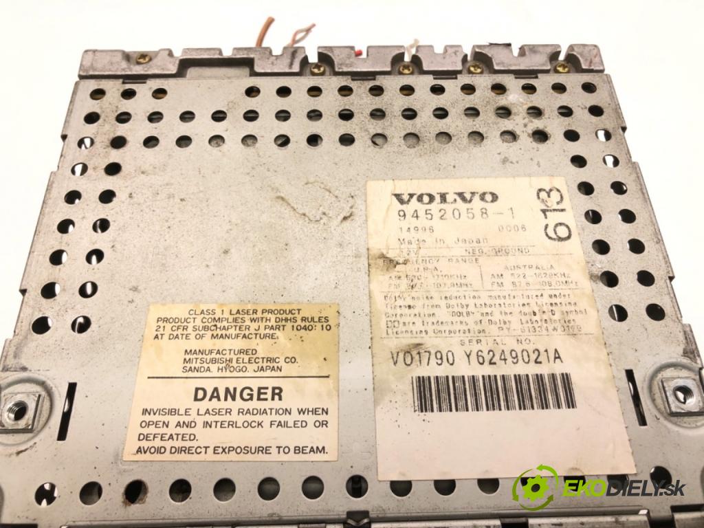 VOLVO V70 II Kombi 2001 147 kW 2.4 T 2435 RADIO 9452058 (Audio zariadenie)