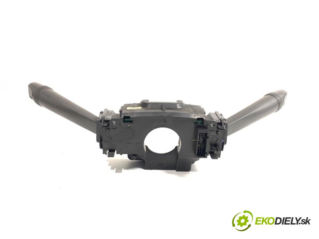 VOLVO V70 II Kombi 2001 147 kW 2.4 T 2435 Prepínač kombinovaný 9452394 (Prepínacie páčky pod volantom)