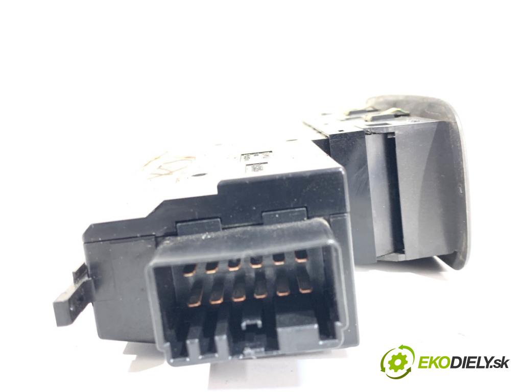 VOLVO V70 II Kombi 2001 147 kW 2.4 T 2435 Prepínač okien 9452959 (Prepínacie páčky pod volantom)